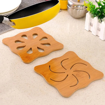 Bamboo Trivet Mat Set Cute Cartoon Multifuntion Kitchen Bamboo and Wood Non-Slip Insulation Table Mat Hot pads Tool